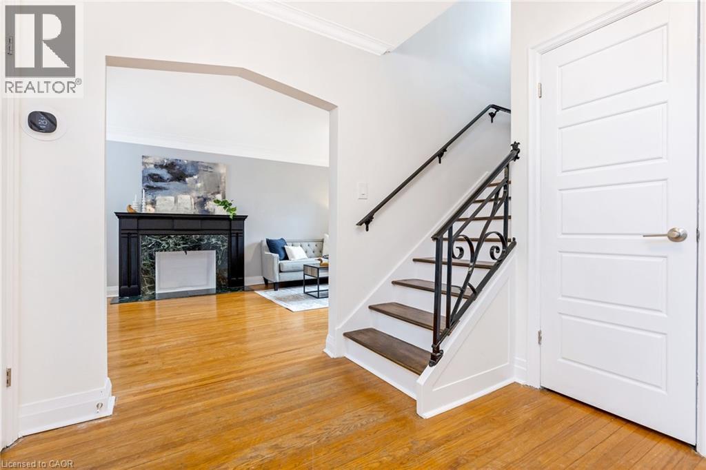 366 Aberdeen Avenue, Hamilton, Ontario  L8P 2R5 - Photo 3 - 40872293