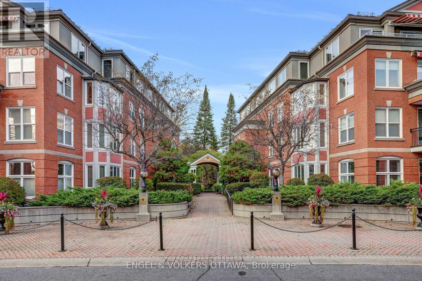 403 - 21 DURHAM PRIVATE, Ottawa, Ontario