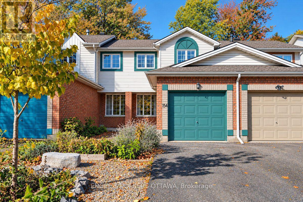 154 COLLEGE CIRCLE, Ottawa, Ontario