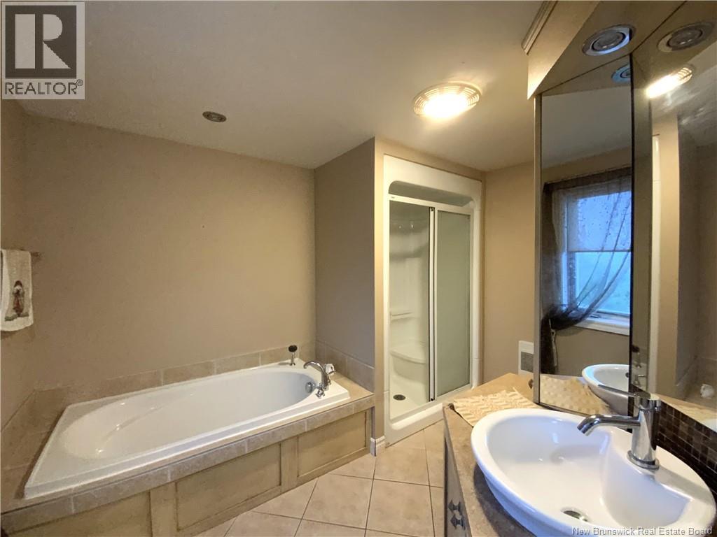 542 Saint-François Street, Edmundston, New Brunswick  E3V 1G8 - Photo 14 - NB150024