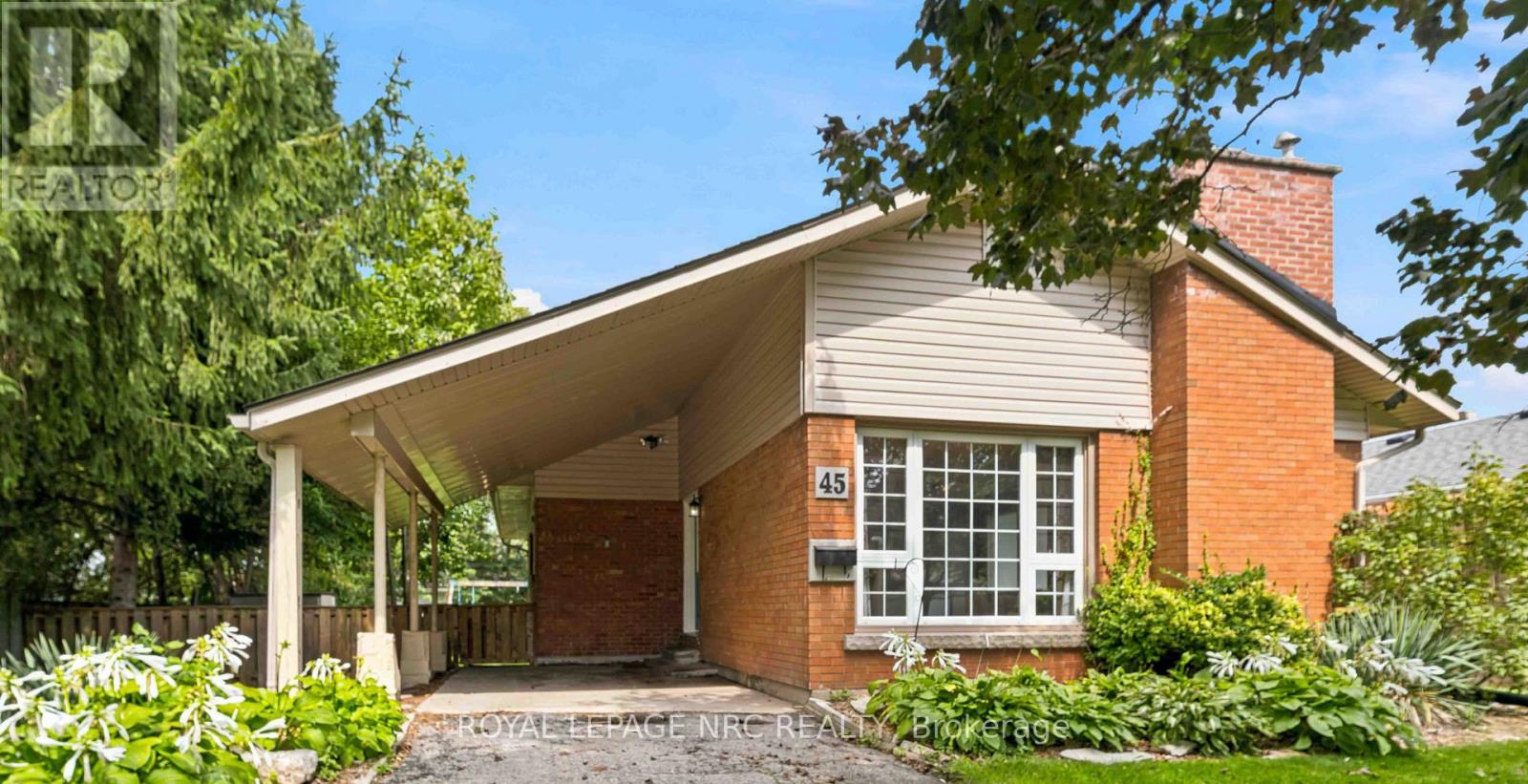 45 WOODCROFT CRESCENT, Welland, Ontario