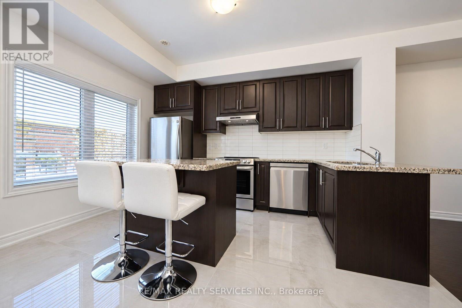 111 - 12 Cedarland Road, Brampton, Ontario  L6Y 6E5 - Photo 18 - W14098286