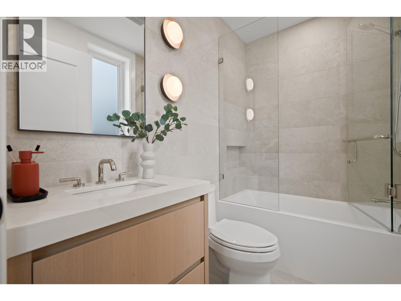 1 3657 W 11th Avenue, Vancouver, British Columbia  V6R 2K4 - Photo 14 - R3177326