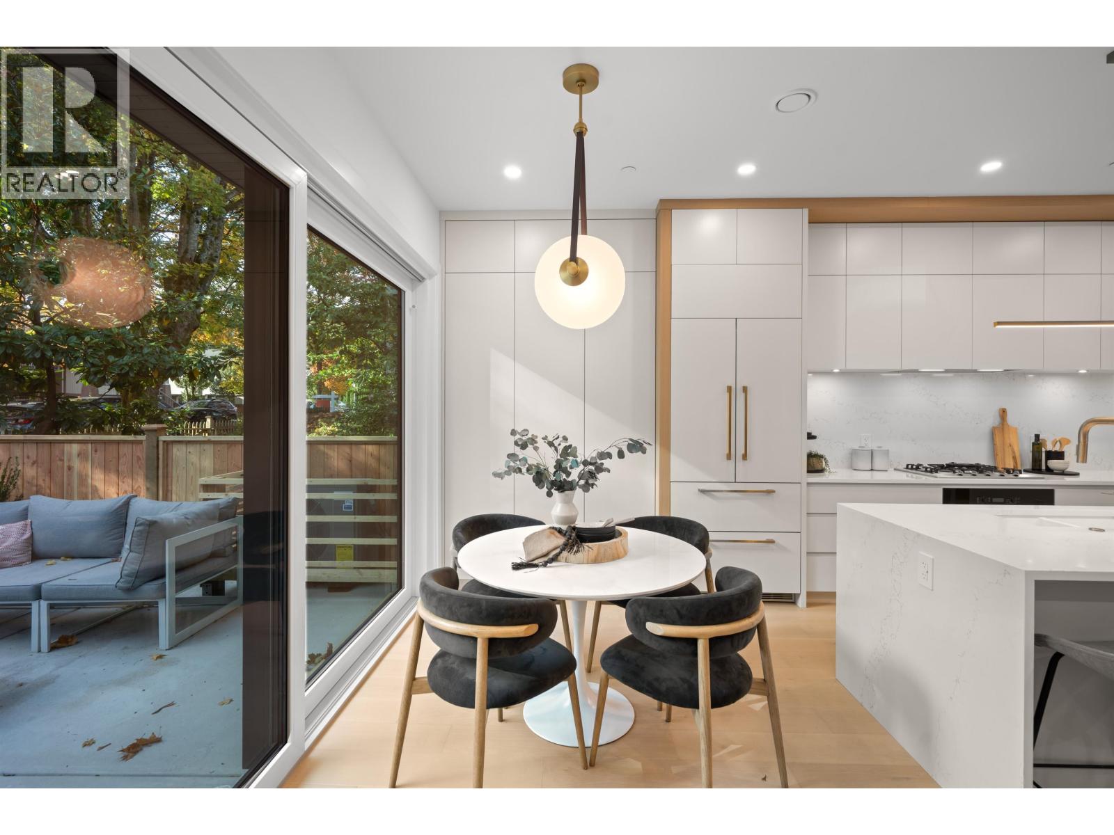 1 3657 W 11th Avenue, Vancouver, British Columbia  V6R 2K4 - Photo 23 - R3177326
