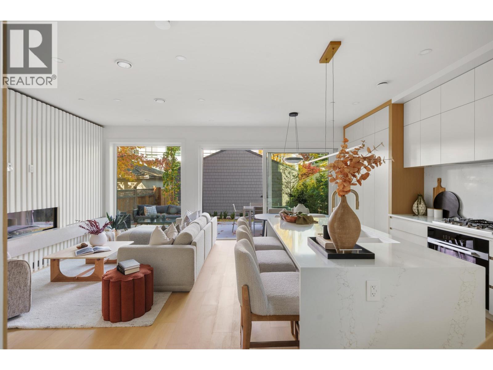 2 3657 W 11th Avenue, Vancouver, British Columbia  V6R 2K4 - Photo 8 - R3177336