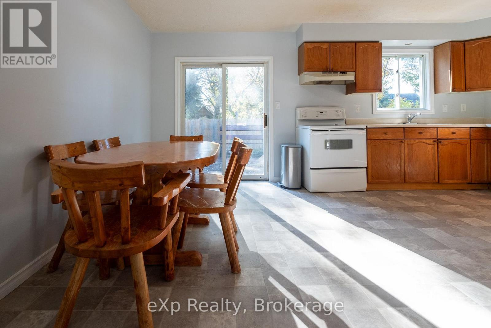 745 7th Street A E, Owen Sound, Ontario  N4K 1K6 - Photo 11 - X14101672