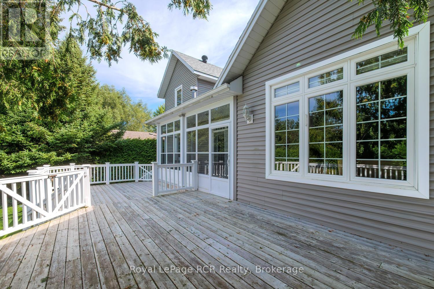 221 Emerald Dr Drive, Saugeen Shores, Ontario  N0H 2L0 - Photo 5 - X14101698