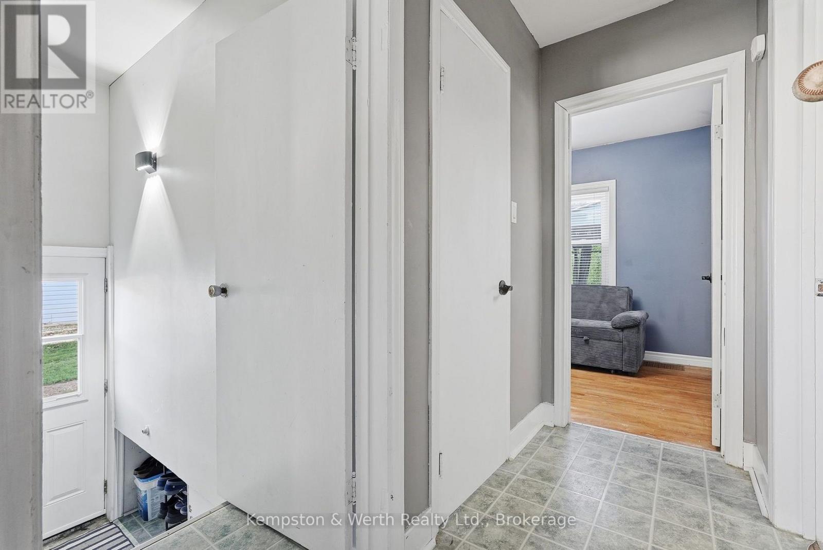 334 Davidson Avenue N, North Perth, Ontario  N4W 3A6 - Photo 12 - X14101746