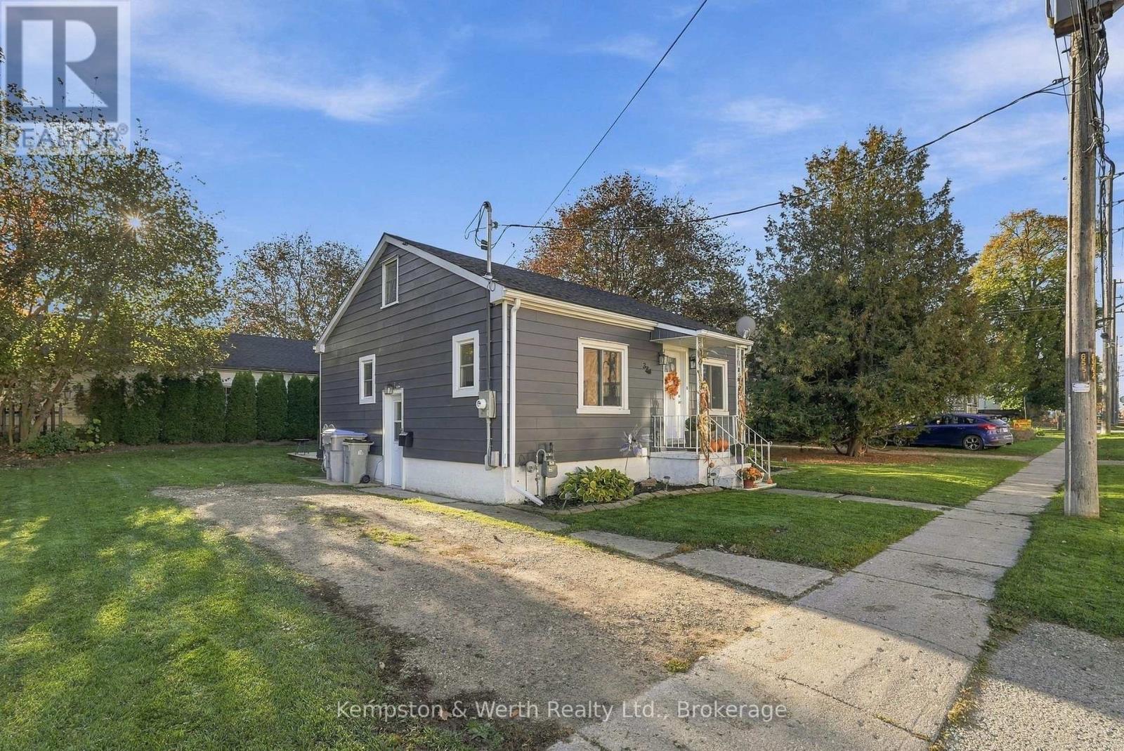 334 Davidson Avenue N, North Perth, Ontario  N4W 3A6 - Photo 3 - X14101746