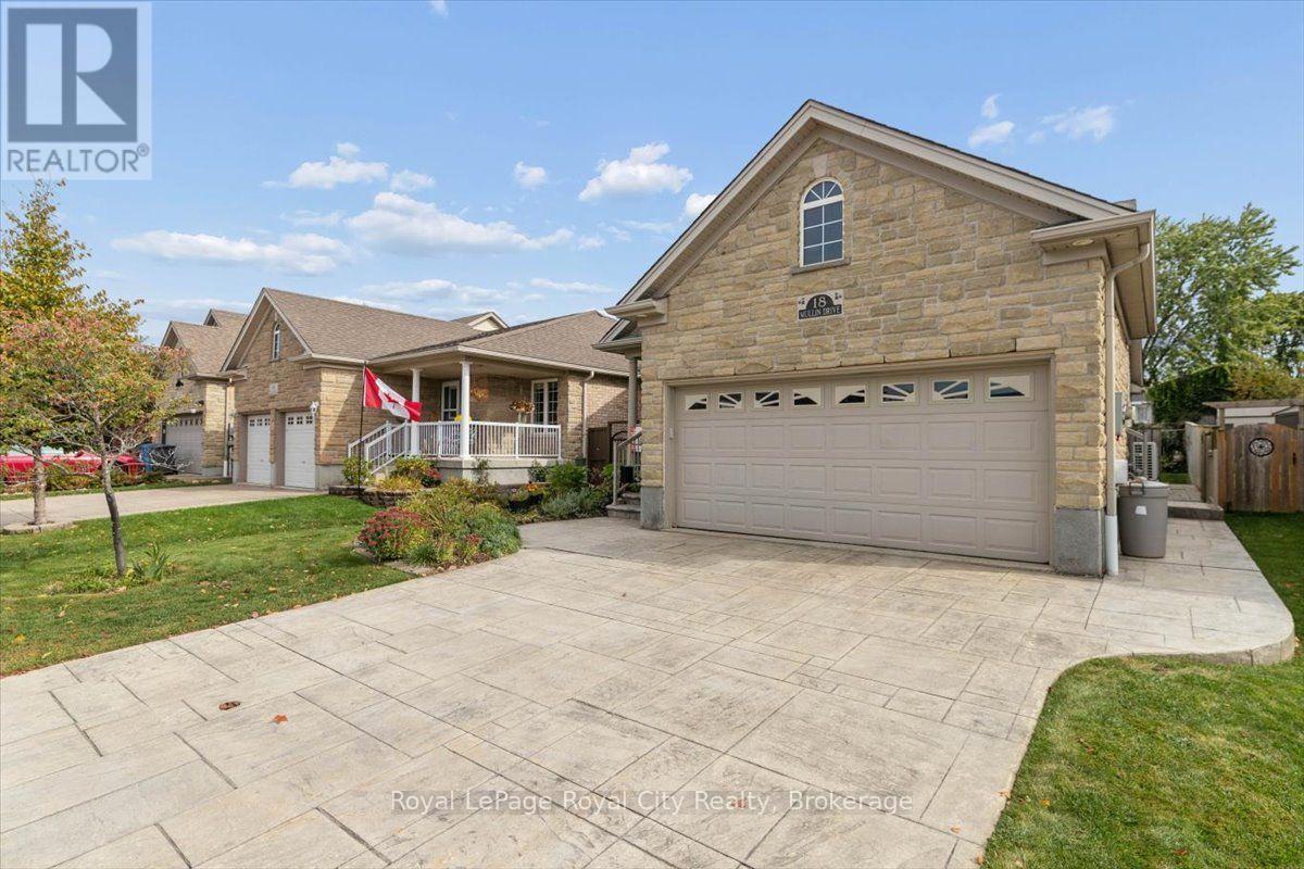 18 Mullin Drive, Guelph (Victoria North), Ontario  N1E 1B5 - Photo 3 - X14101788