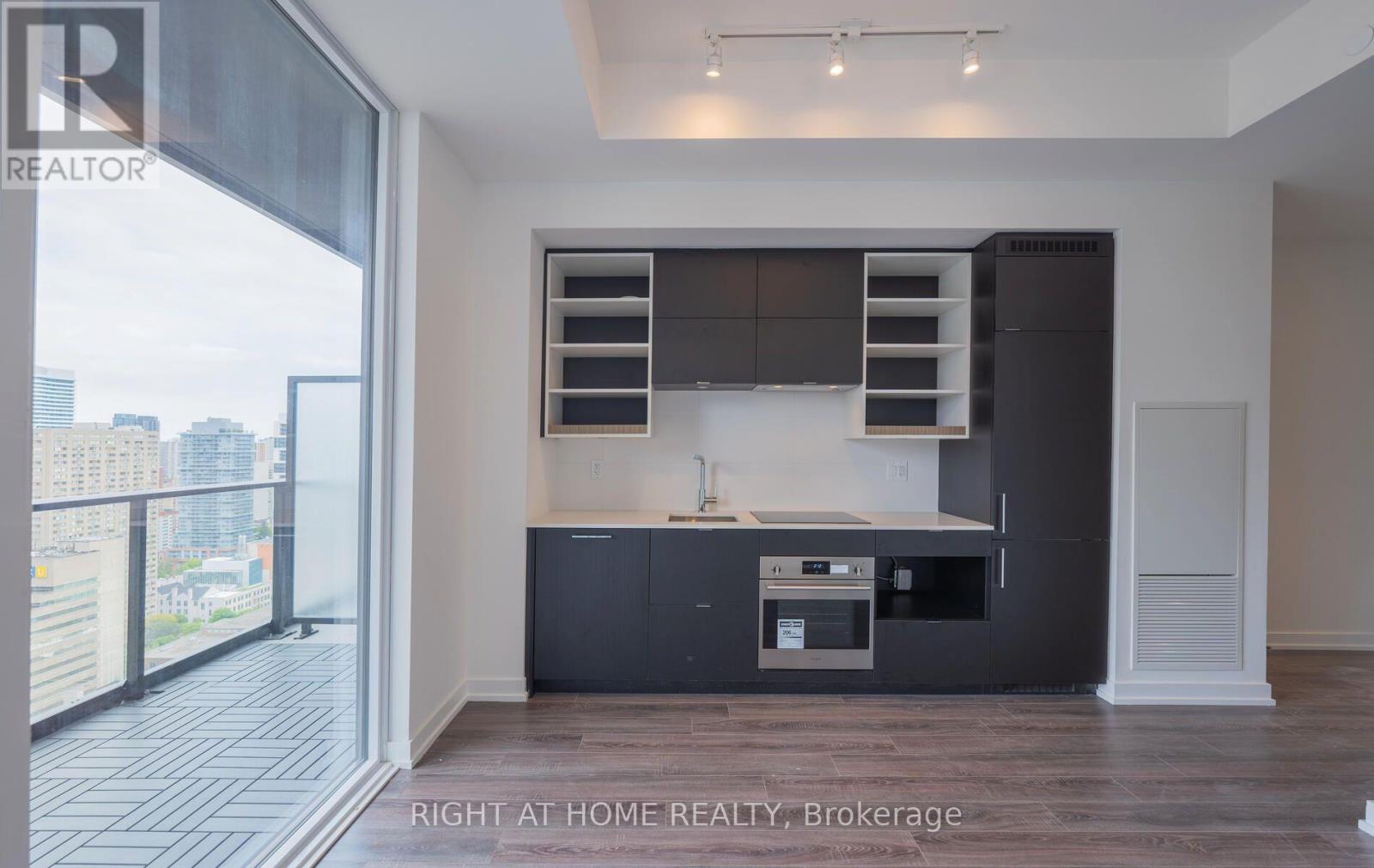 2701 - 20 Edward Street, Toronto, Ontario  M5G 0C5 - Photo 13 - C14101758