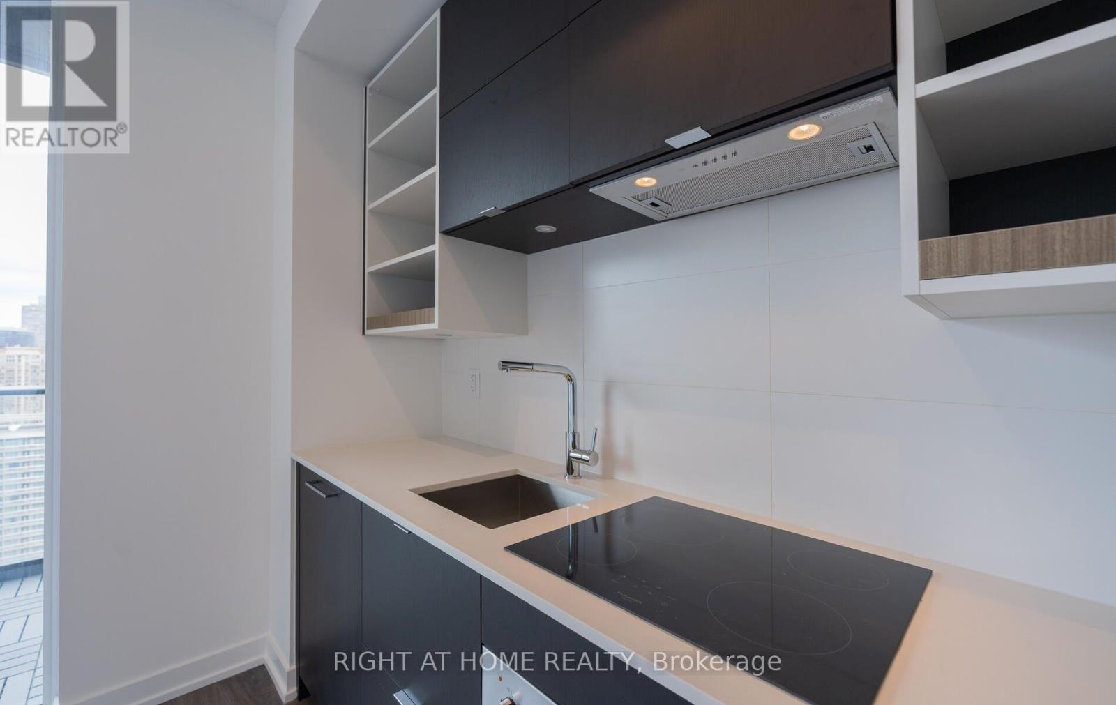 2701 - 20 Edward Street, Toronto, Ontario  M5G 0C5 - Photo 16 - C14101758
