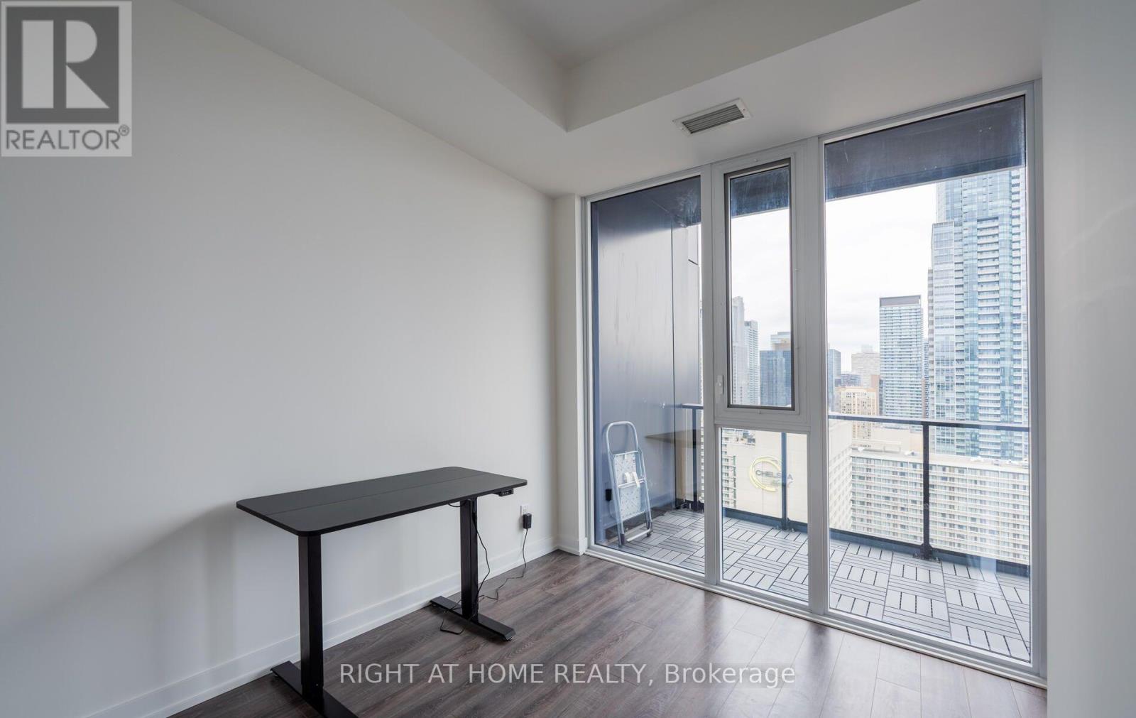 2701 - 20 Edward Street, Toronto, Ontario  M5G 0C5 - Photo 17 - C14101758