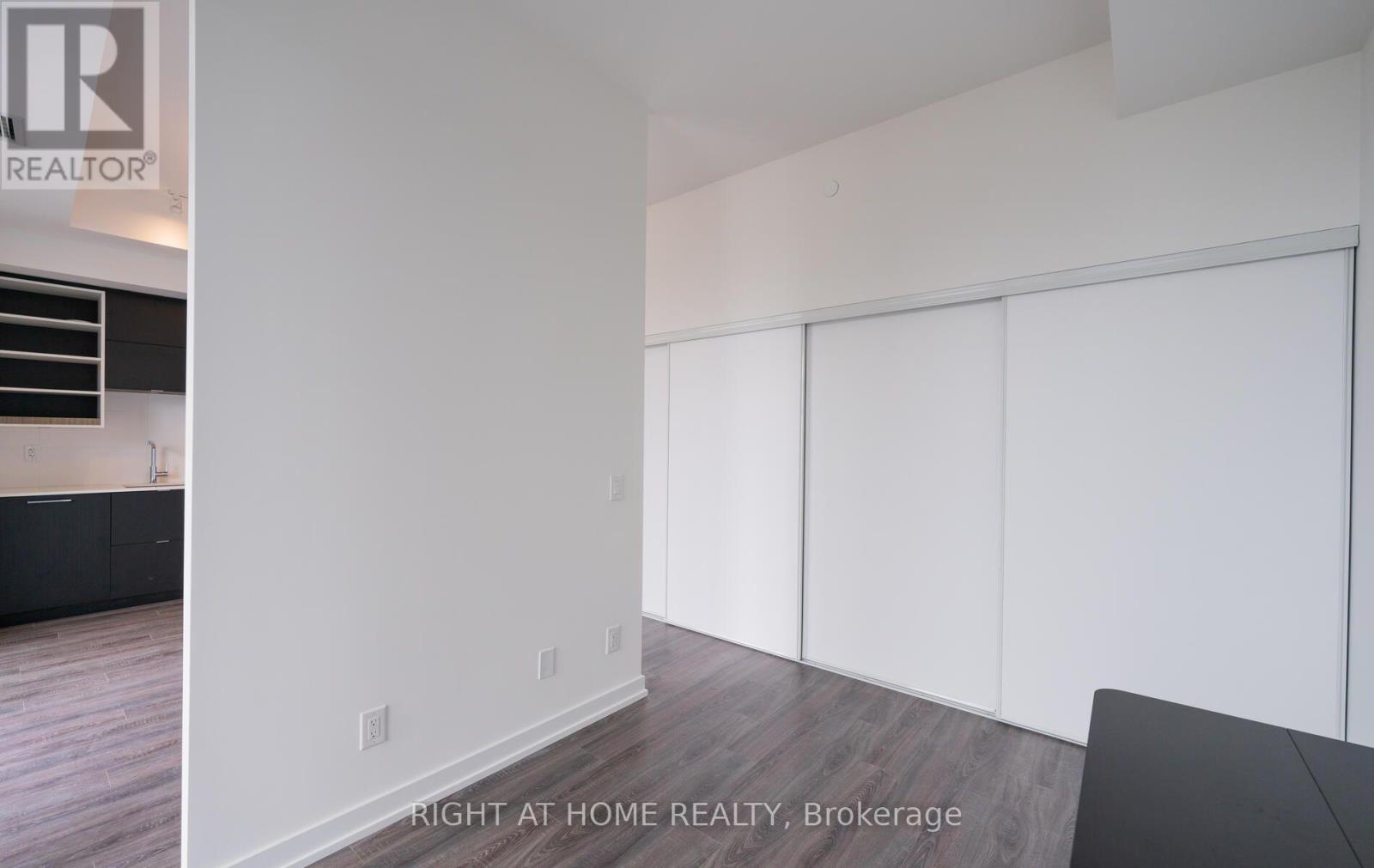 2701 - 20 Edward Street, Toronto, Ontario  M5G 0C5 - Photo 18 - C14101758