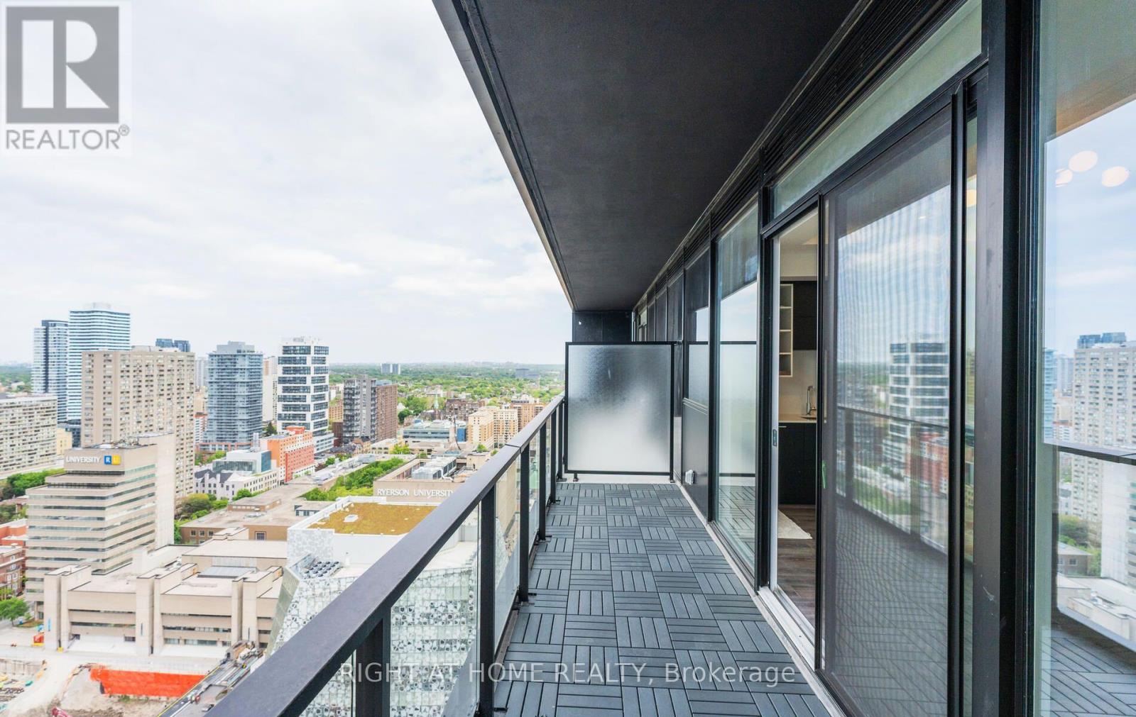 2701 - 20 Edward Street, Toronto, Ontario  M5G 0C5 - Photo 23 - C14101758