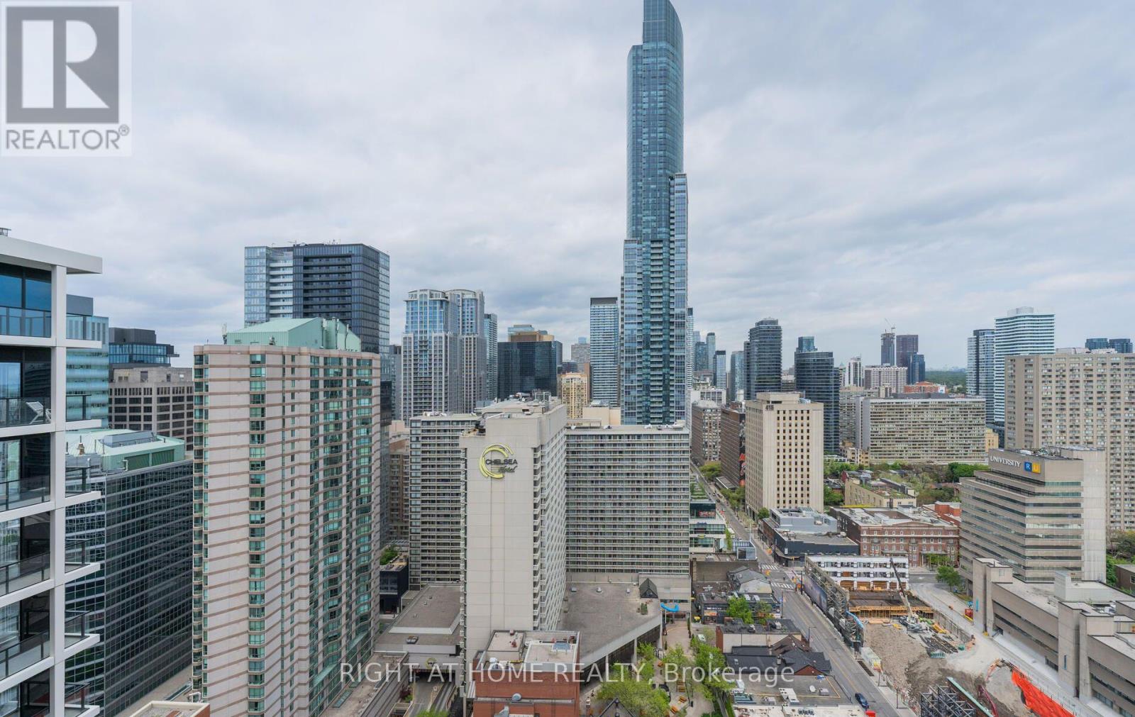 2701 - 20 Edward Street, Toronto, Ontario  M5G 0C5 - Photo 25 - C14101758