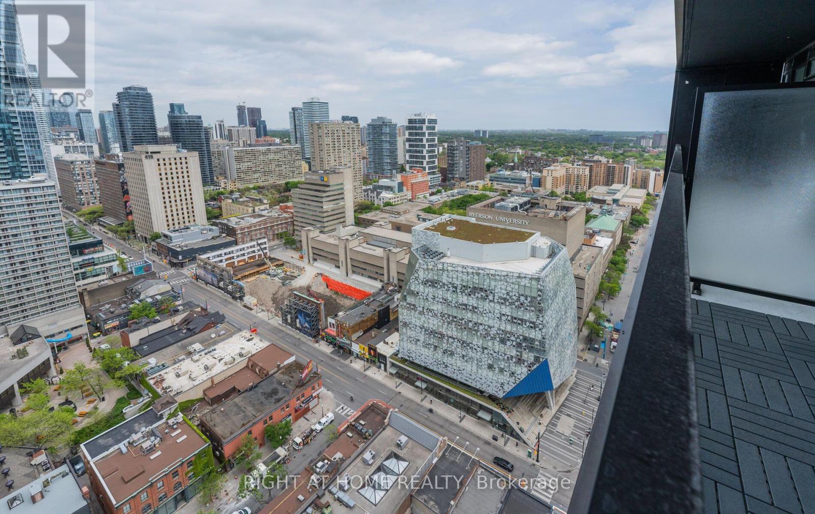 2701 - 20 Edward Street, Toronto, Ontario  M5G 0C5 - Photo 26 - C14101758