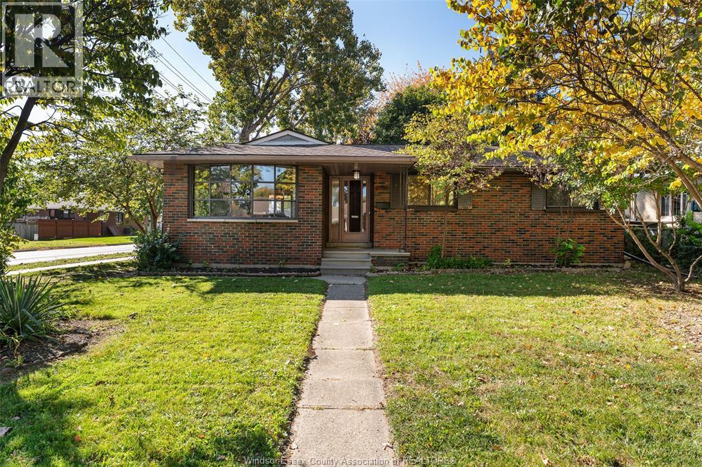 MLS# 26025681: 2997 ST PATRICK'S DRIVE, Windsor, Canada