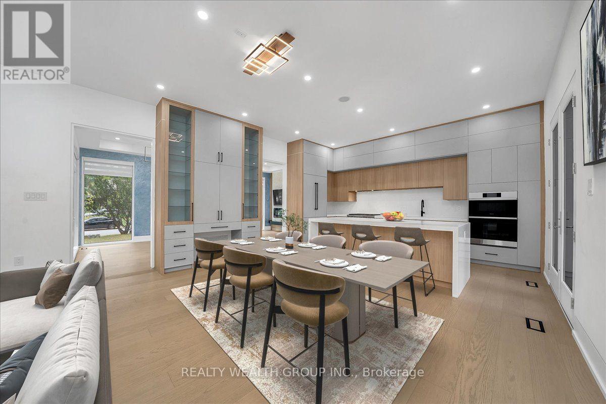 2 Kingsbury Crescent, Toronto, Ontario  M1N 1E9 - Photo 16 - E14101610
