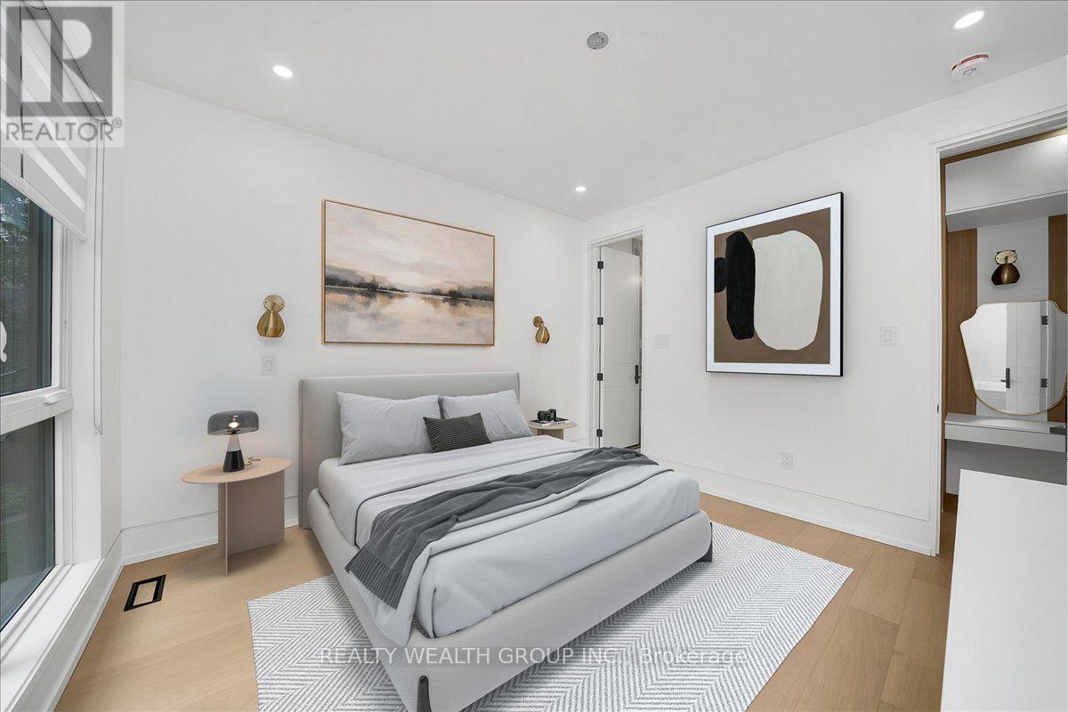 2 Kingsbury Crescent, Toronto, Ontario  M1N 1E9 - Photo 30 - E14101610
