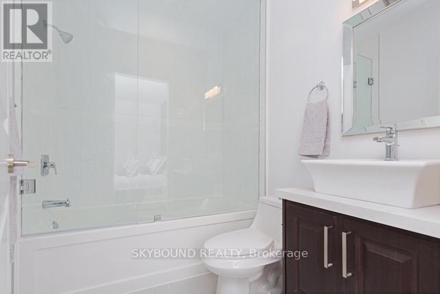 303 - 1003 Queen Street E, Toronto, Ontario  M4M 1K3 - Photo 13 - E14101728