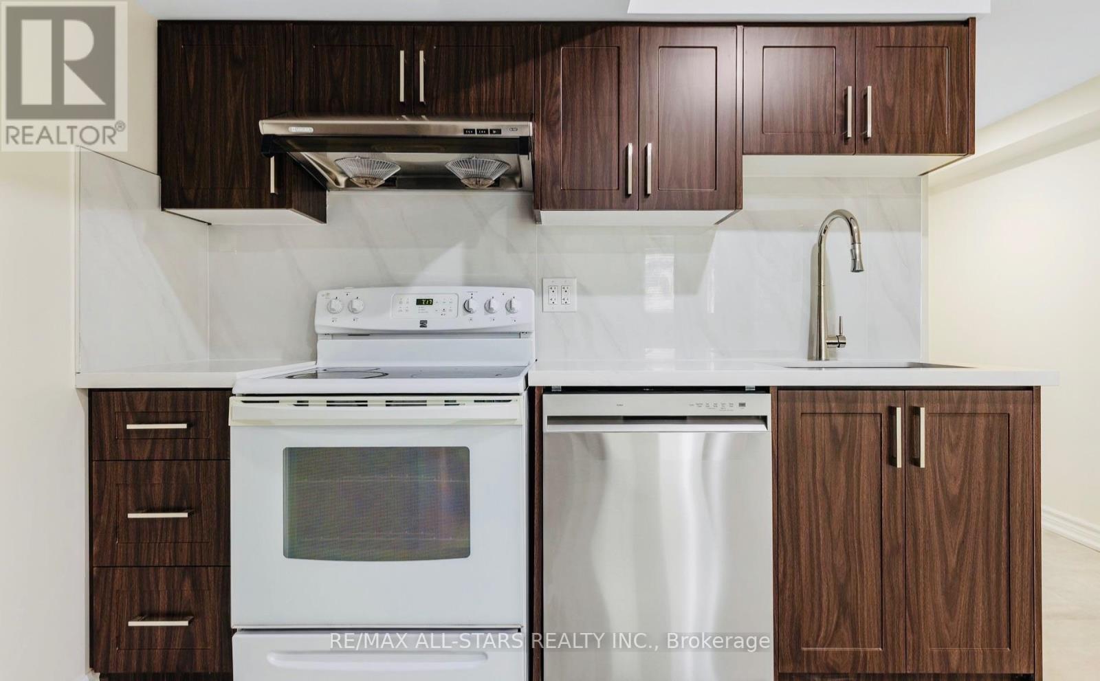 Basement - 23 Hyacinth Crescent, Toronto (Rouge), Ontario  M1X 1W6 - Photo 10 - E14101766