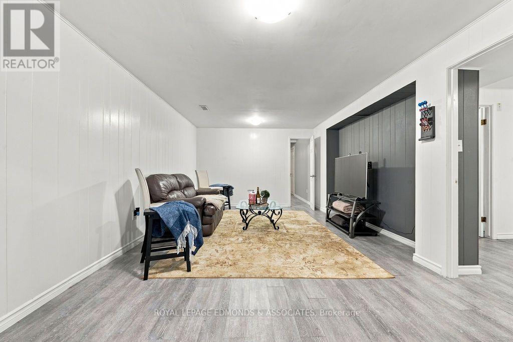 525 Irving Street, Pembroke, Ontario  K8A 2T8 - Photo 24 - X14101774