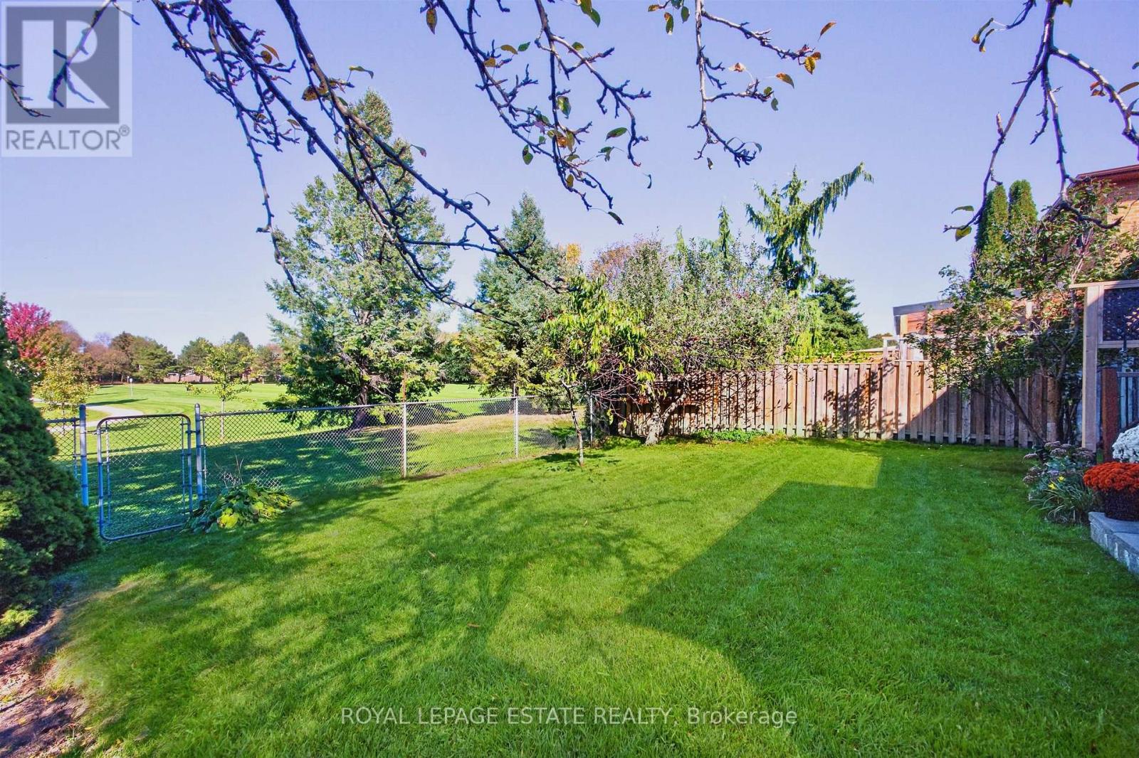 268 Fincham Avenue, Markham (Markham Village), Ontario  L3P 4E6 - Photo 40 - N14101596