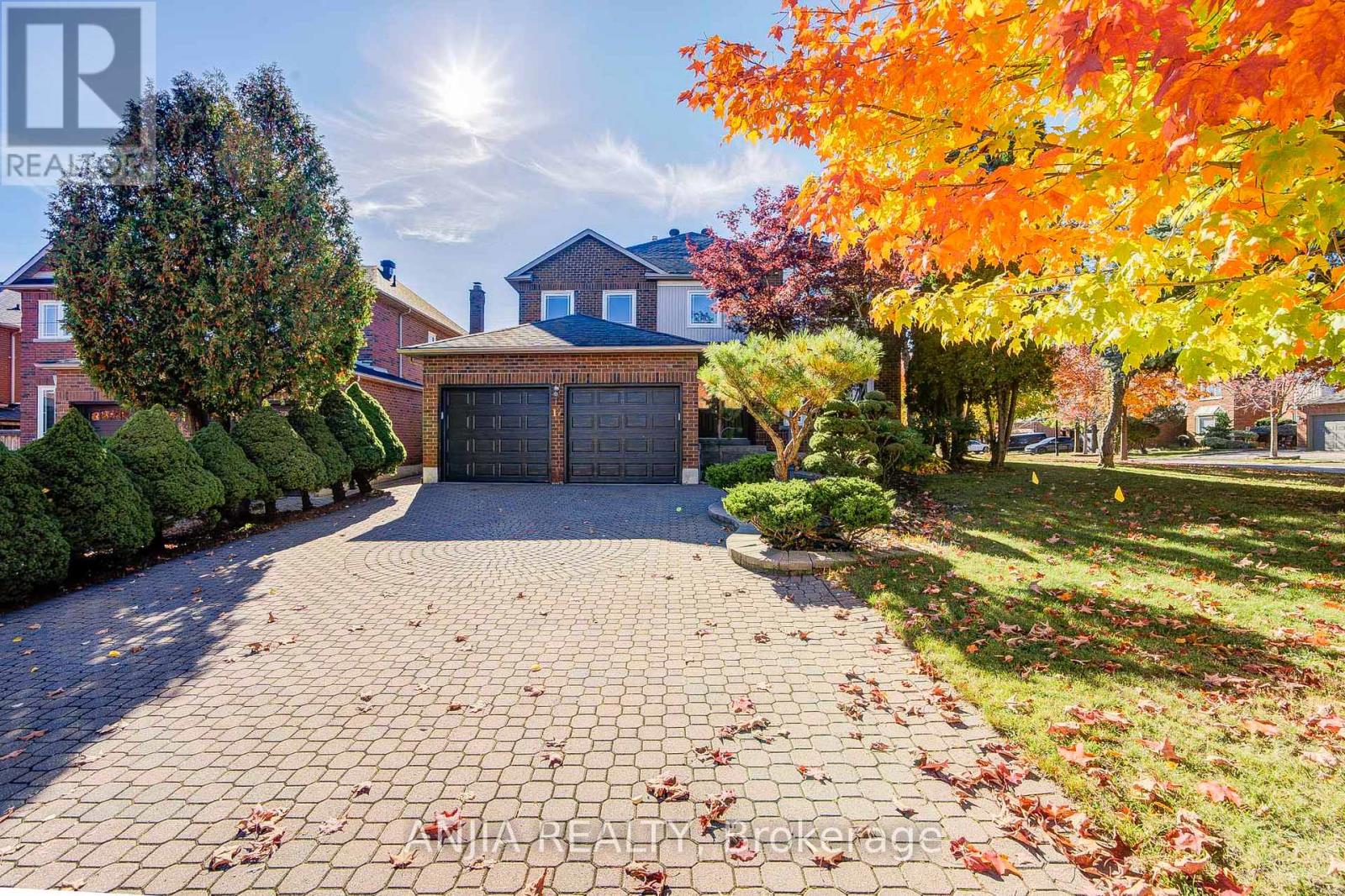 17 CHARRINGTON CRESCENT, Markham, Ontario