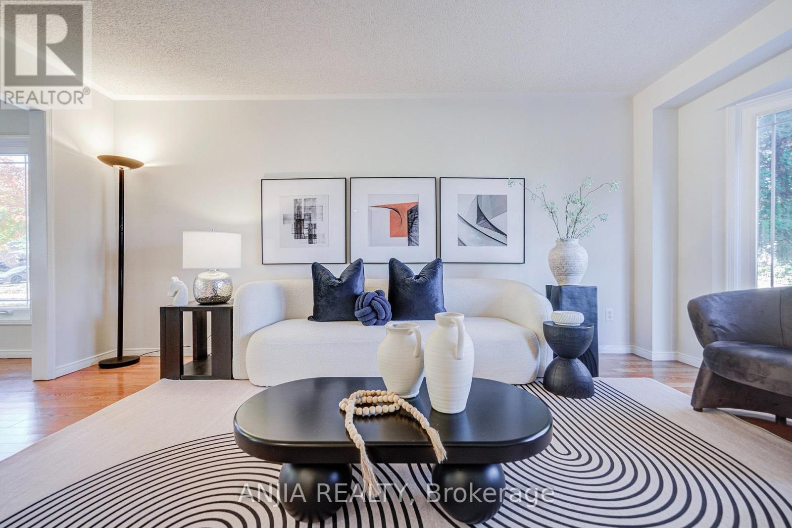 17 Charrington Crescent, Markham, Ontario  L3R 0R3 - Photo 13 - N14101682