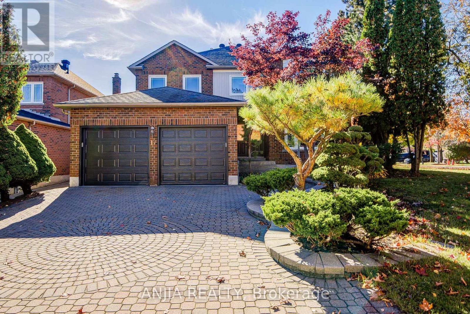 17 Charrington Crescent, Markham, Ontario  L3R 0R3 - Photo 2 - N14101682