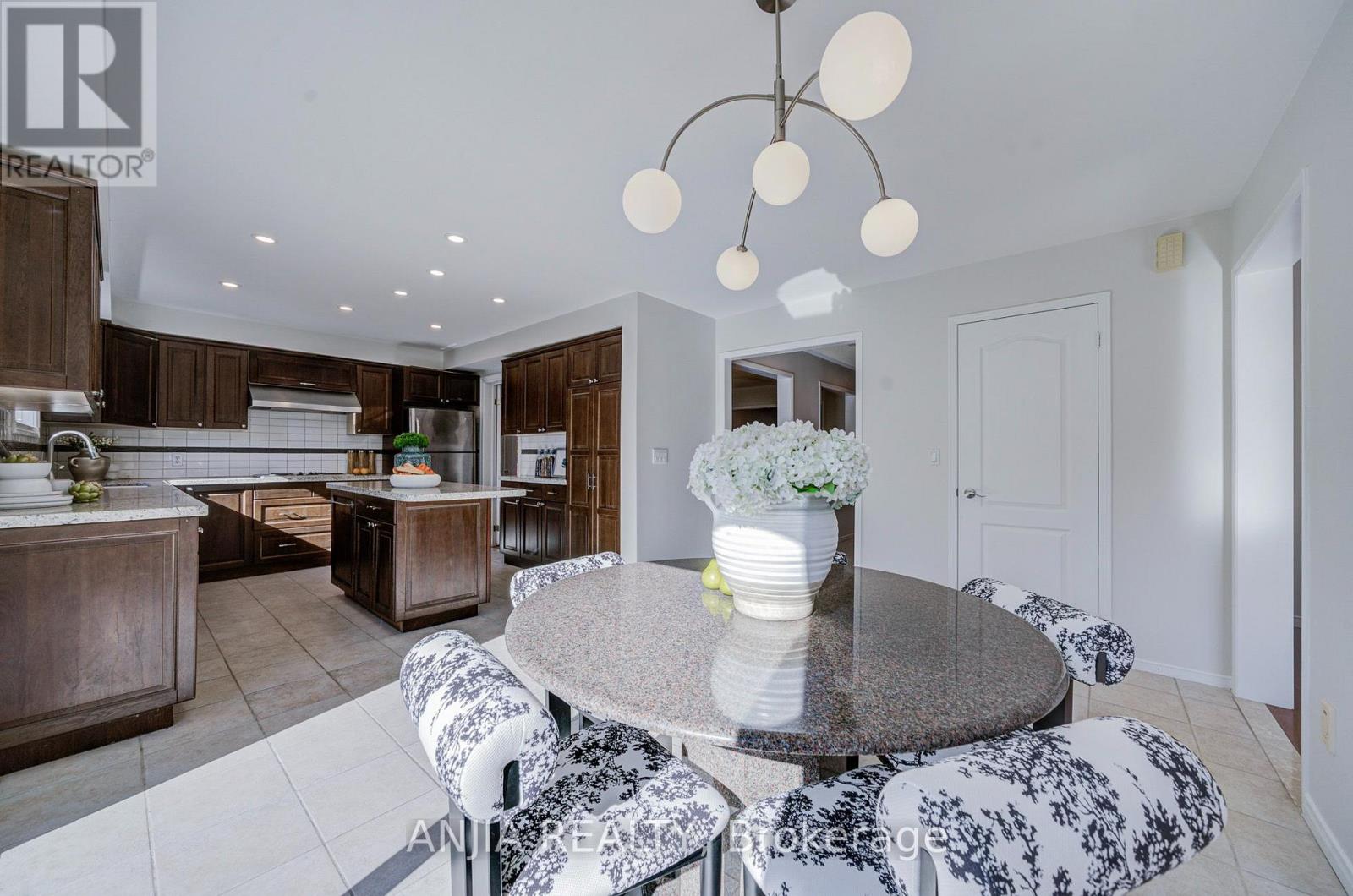 17 Charrington Crescent, Markham, Ontario  L3R 0R3 - Photo 23 - N14101682