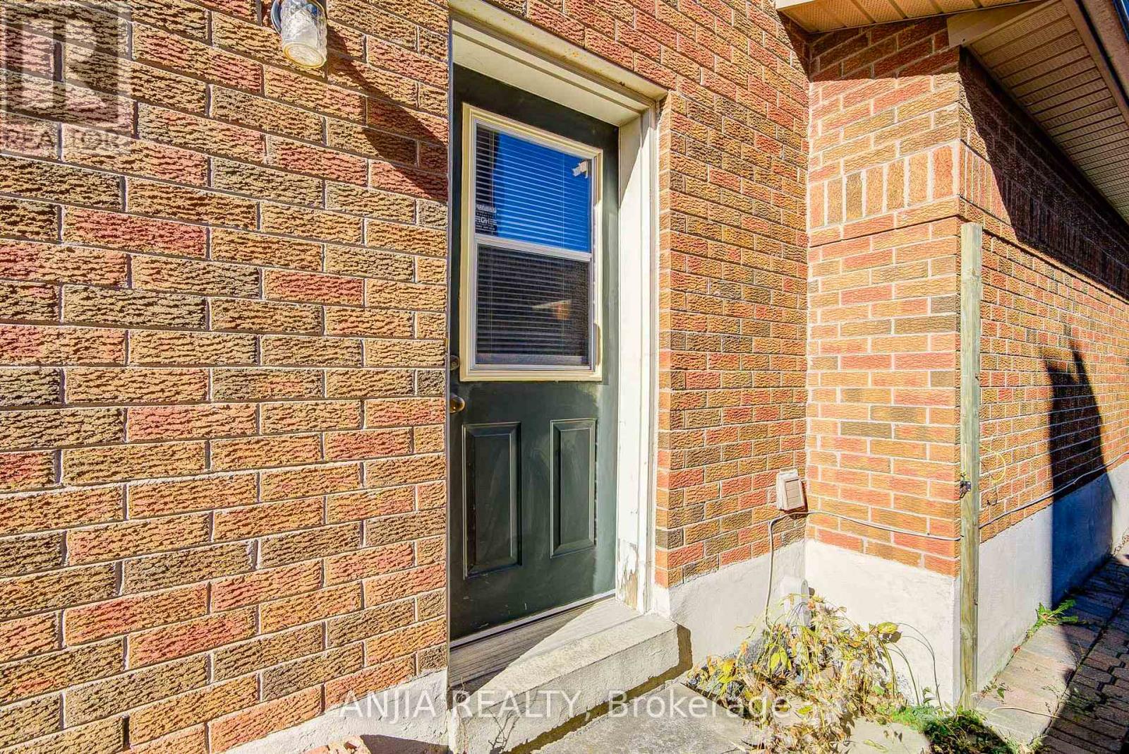 17 Charrington Crescent, Markham, Ontario  L3R 0R3 - Photo 47 - N14101682