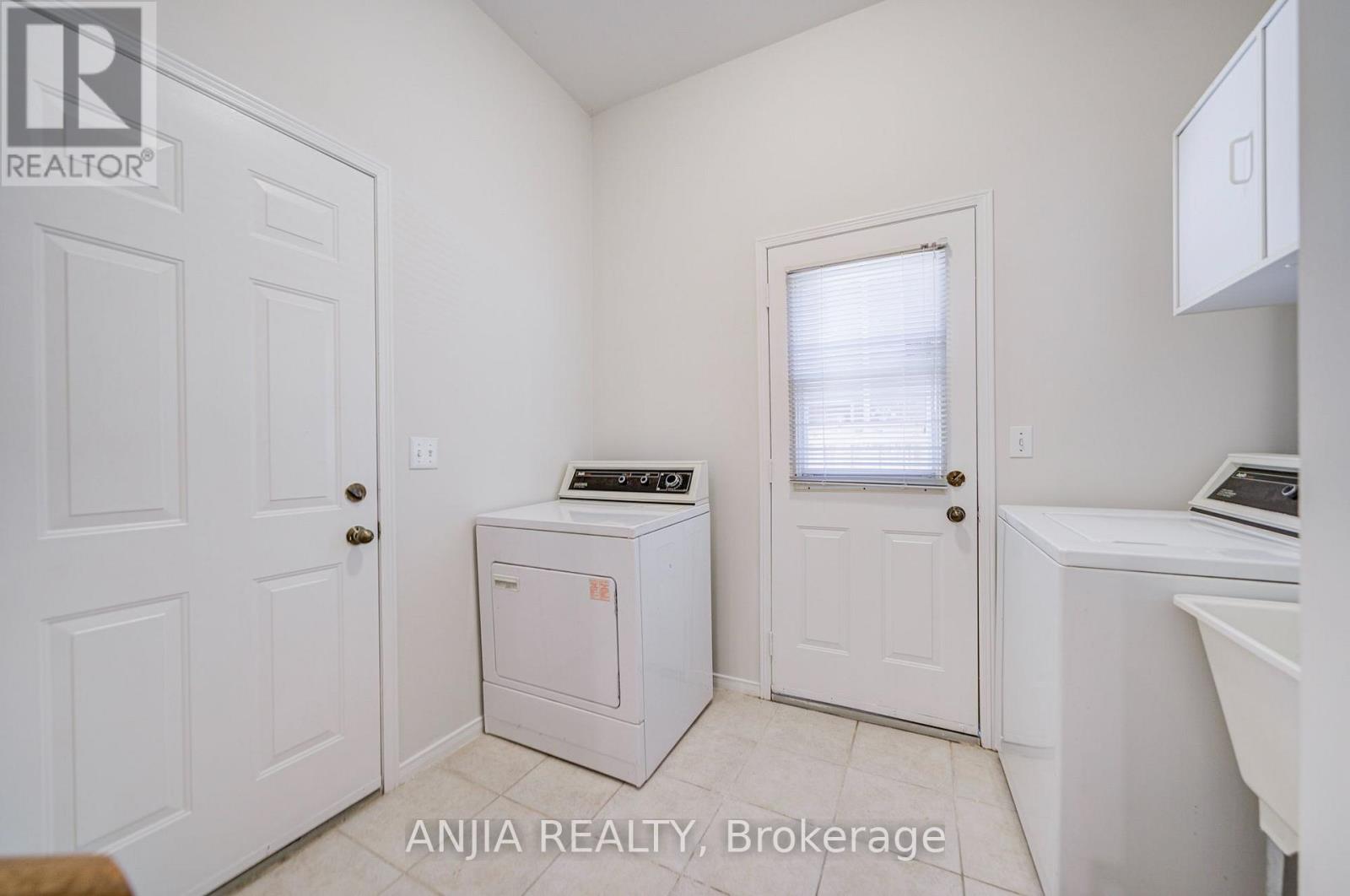 17 Charrington Crescent, Markham, Ontario  L3R 0R3 - Photo 9 - N14101682