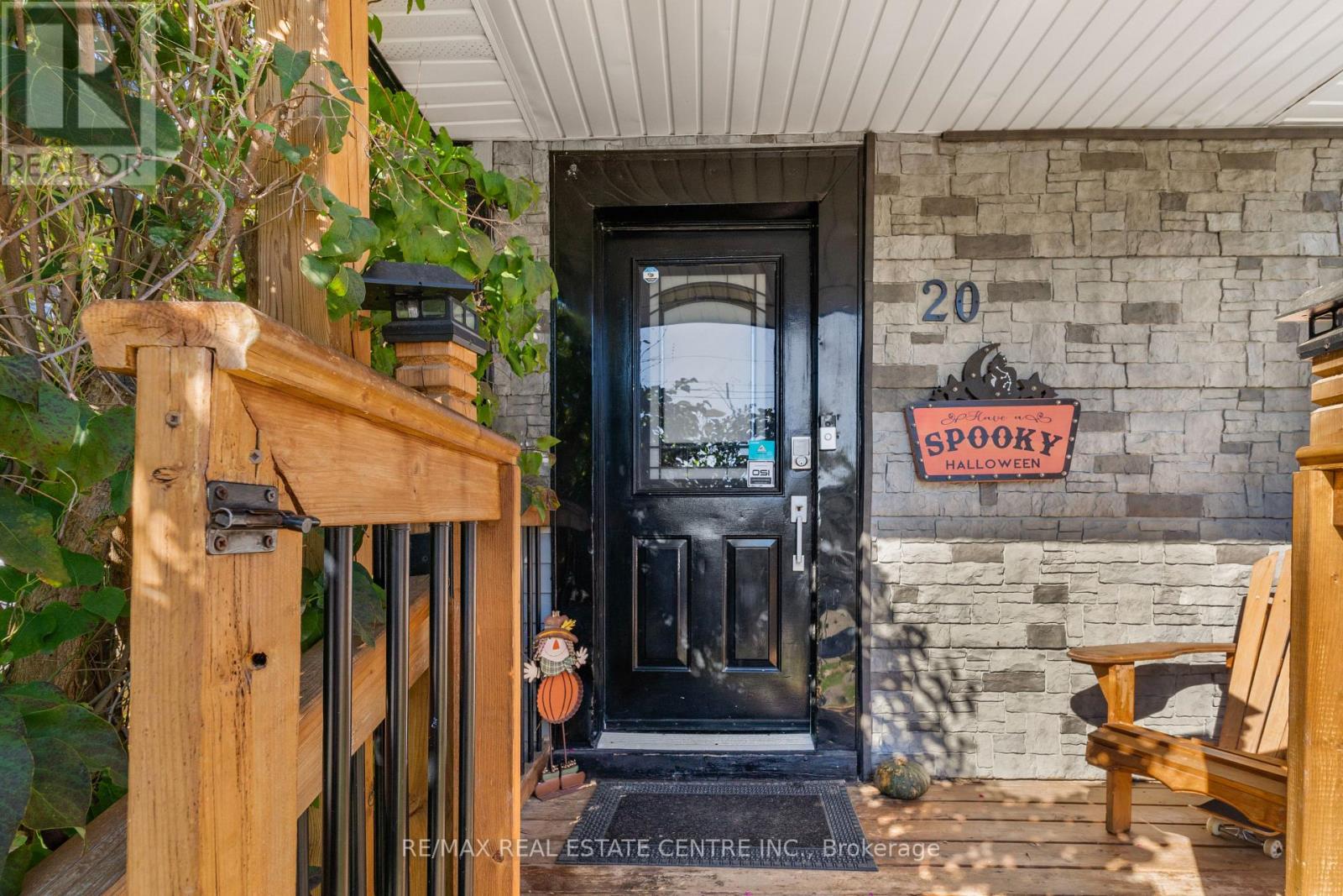20 Brock Street, Oshawa, Ontario L1G 1R9 - Photo 3 - E14097292