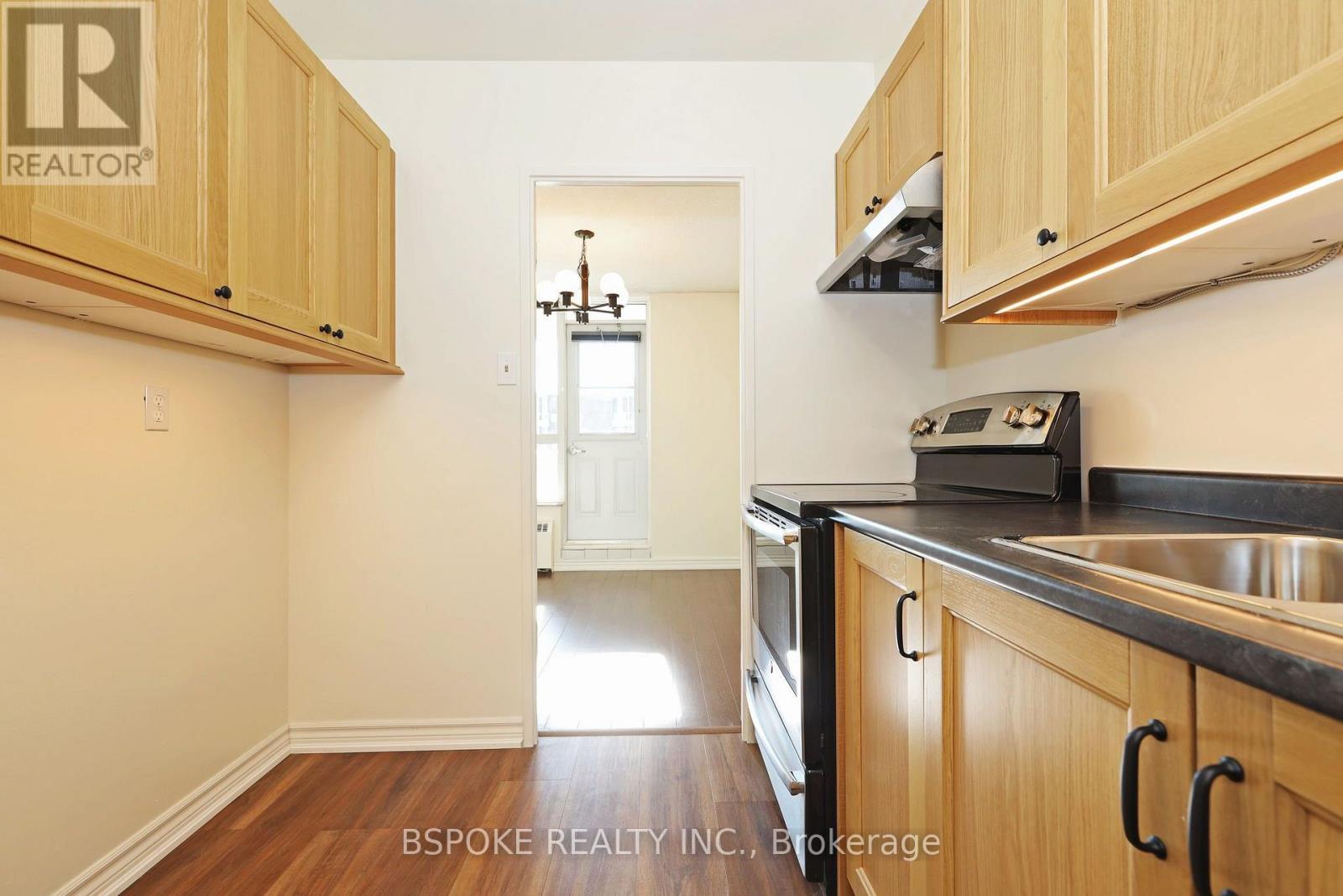 1501 - 65 Southport Street, Toronto, Ontario  M6S 3N6 - Photo 4 - W14101612