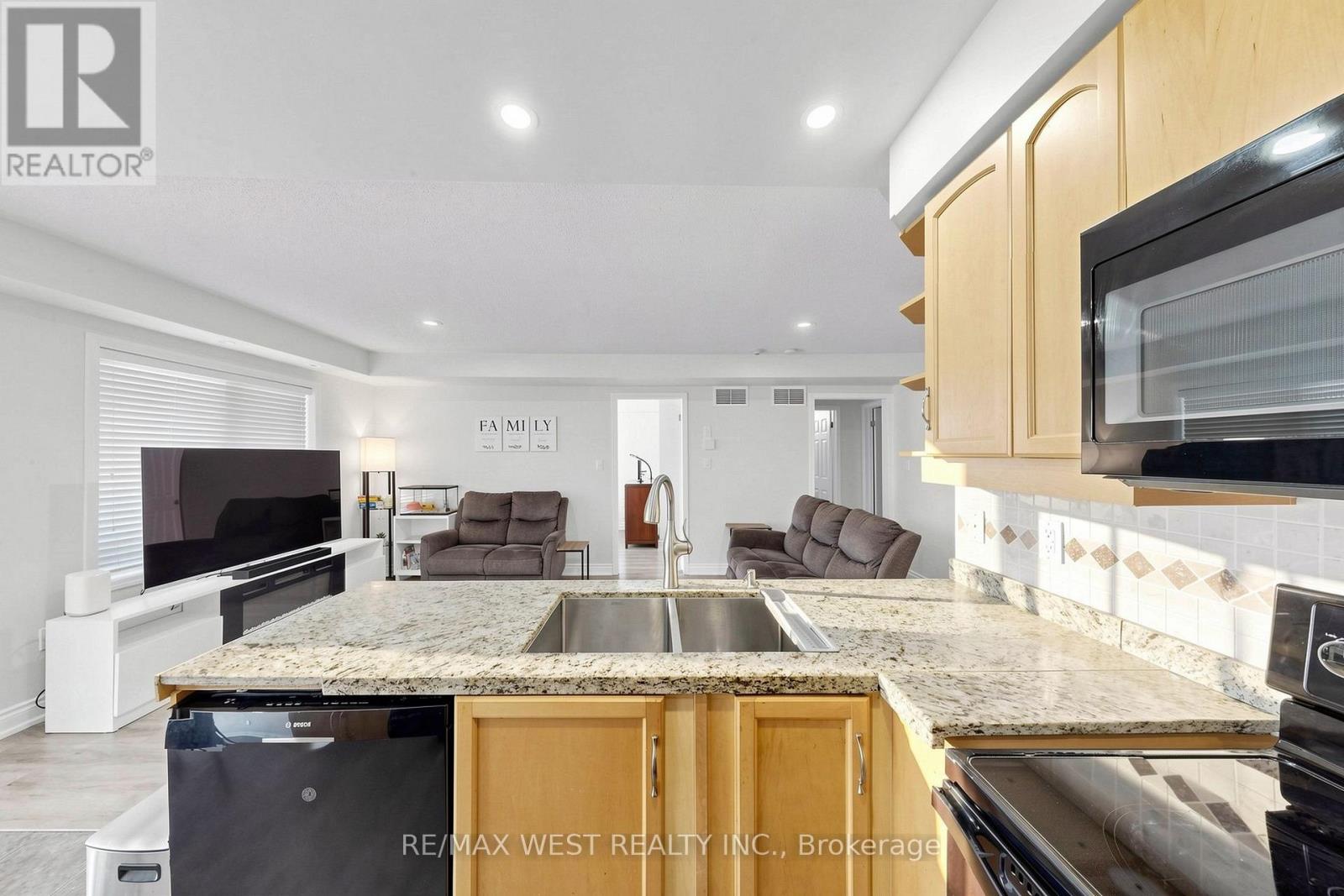1 - 608 Shoreline Drive, Mississauga, Ontario  L5B 0A8 - Photo 15 - W14101648