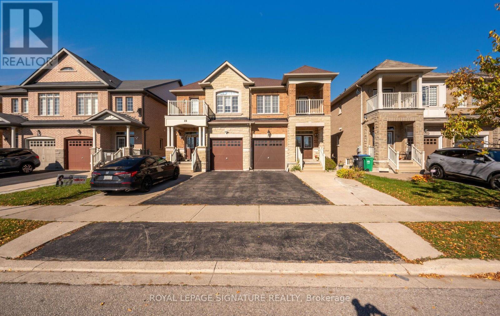 30 Franktown Drive, Brampton, Ontario  L6P 3N3 - Photo 2 - W14101750