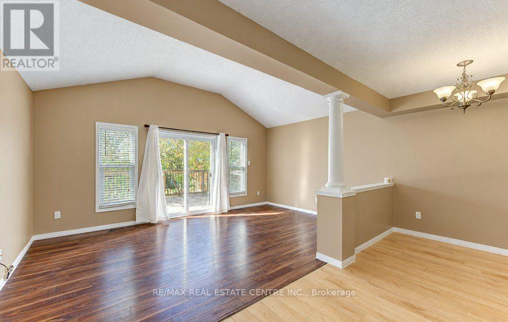 108 Periwinkle Street, Kitchener, Ontario  N2E 4C7 - Photo 12 - X14101576
