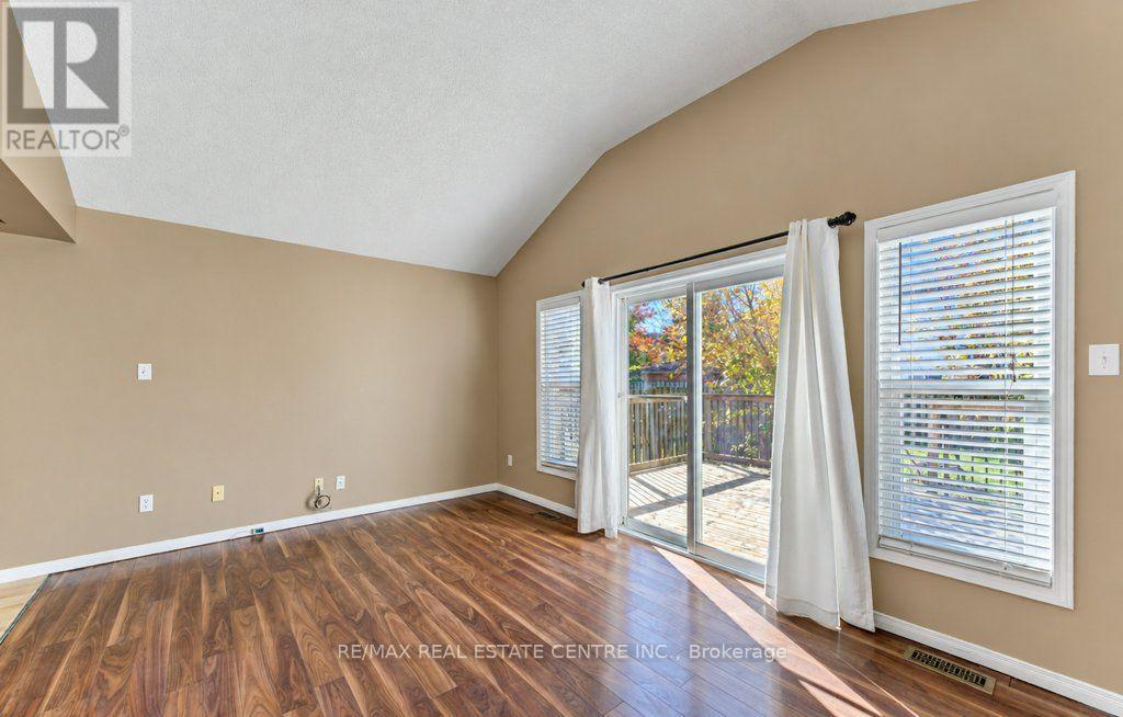108 Periwinkle Street, Kitchener, Ontario  N2E 4C7 - Photo 15 - X14101576