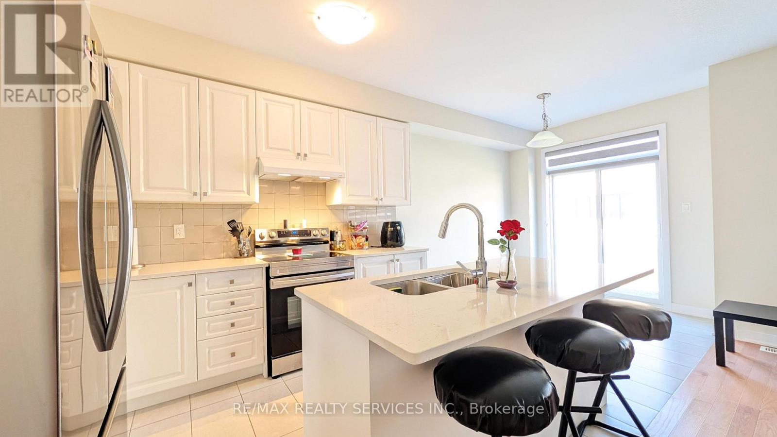 Upper - 21 Keelson Street, Welland, Ontario  L4B 0M2 - Photo 14 - X14101656