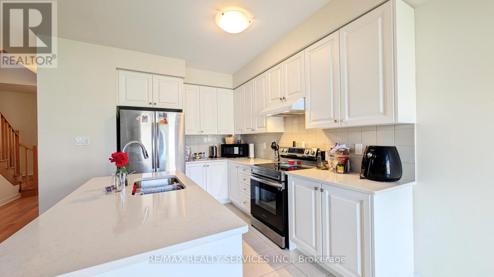 Upper - 21 Keelson Street, Welland, Ontario  L4B 0M2 - Photo 17 - X14101656