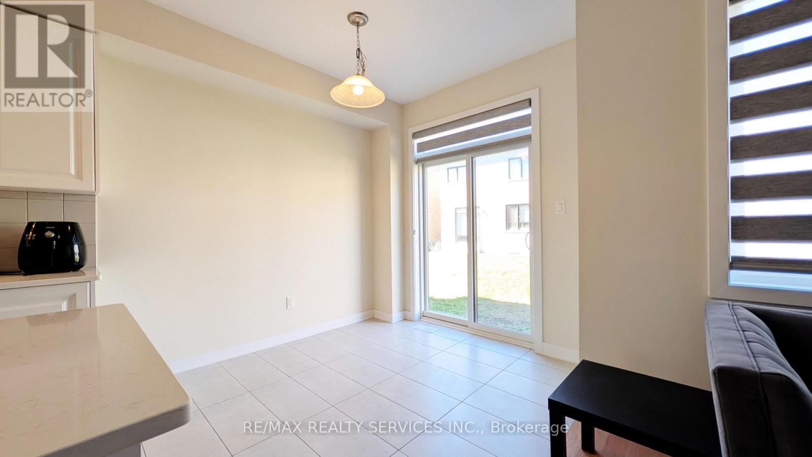 Upper - 21 Keelson Street, Welland, Ontario  L4B 0M2 - Photo 19 - X14101656