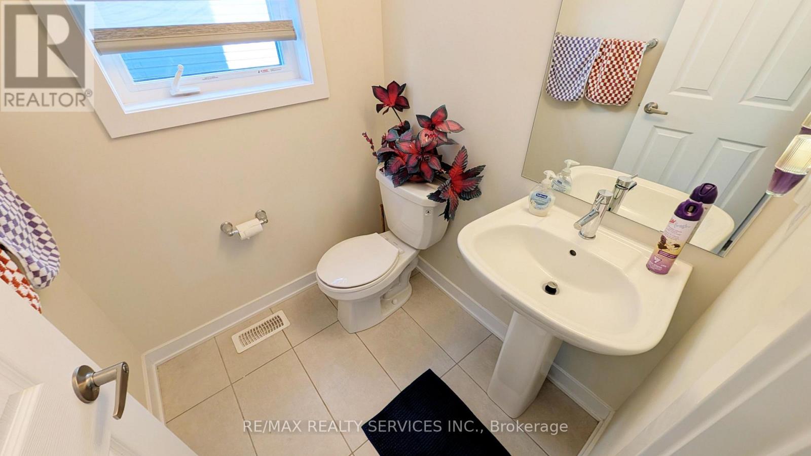 Upper - 21 Keelson Street, Welland, Ontario  L4B 0M2 - Photo 21 - X14101656