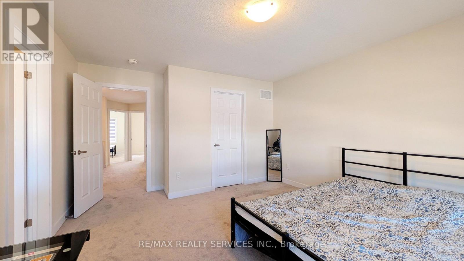 Upper - 21 Keelson Street, Welland, Ontario  L4B 0M2 - Photo 27 - X14101656