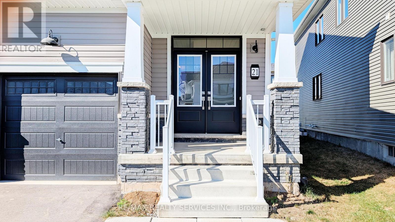 Upper - 21 Keelson Street, Welland, Ontario  L4B 0M2 - Photo 4 - X14101656