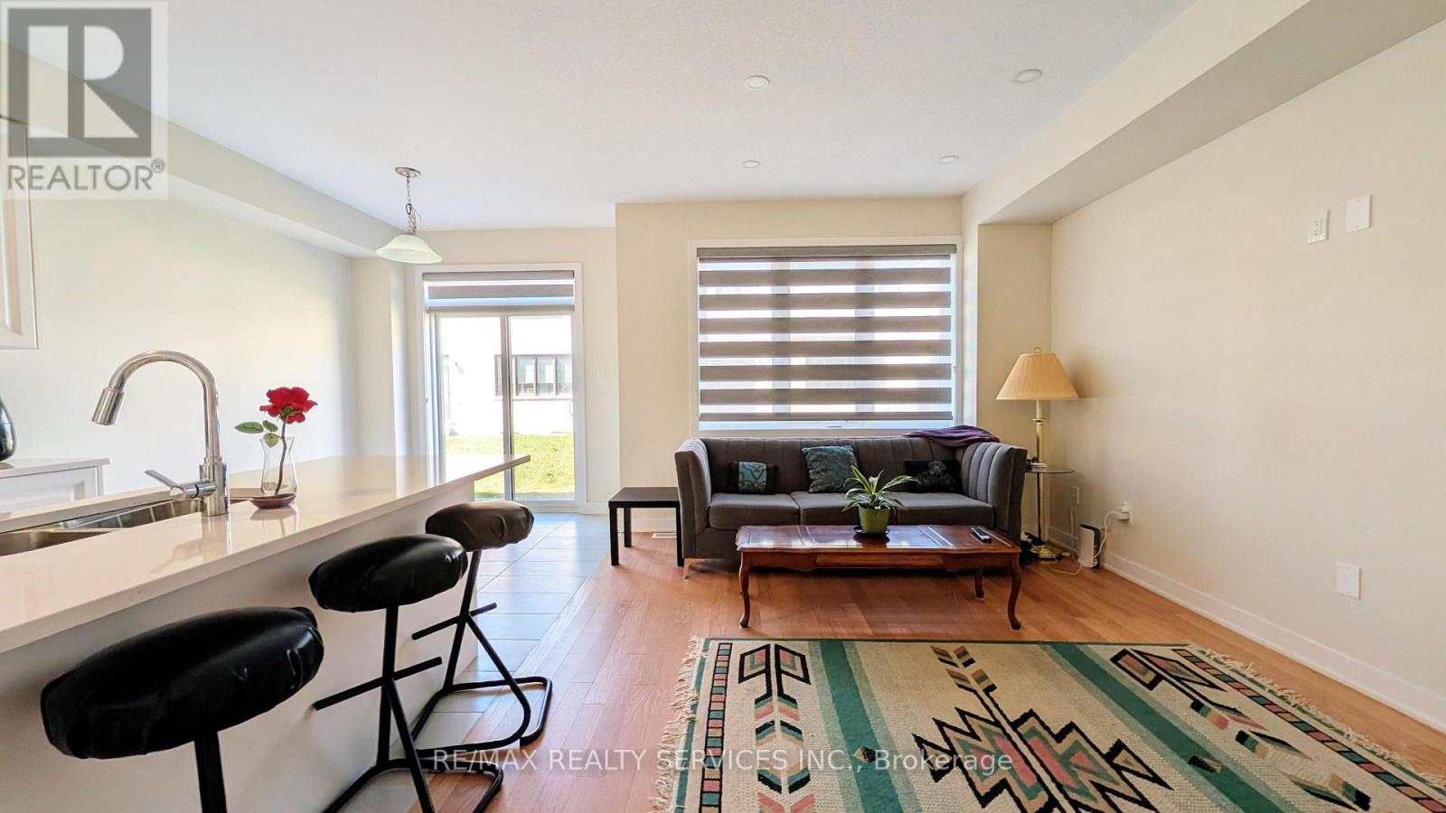 Upper - 21 Keelson Street, Welland, Ontario  L4B 0M2 - Photo 9 - X14101656