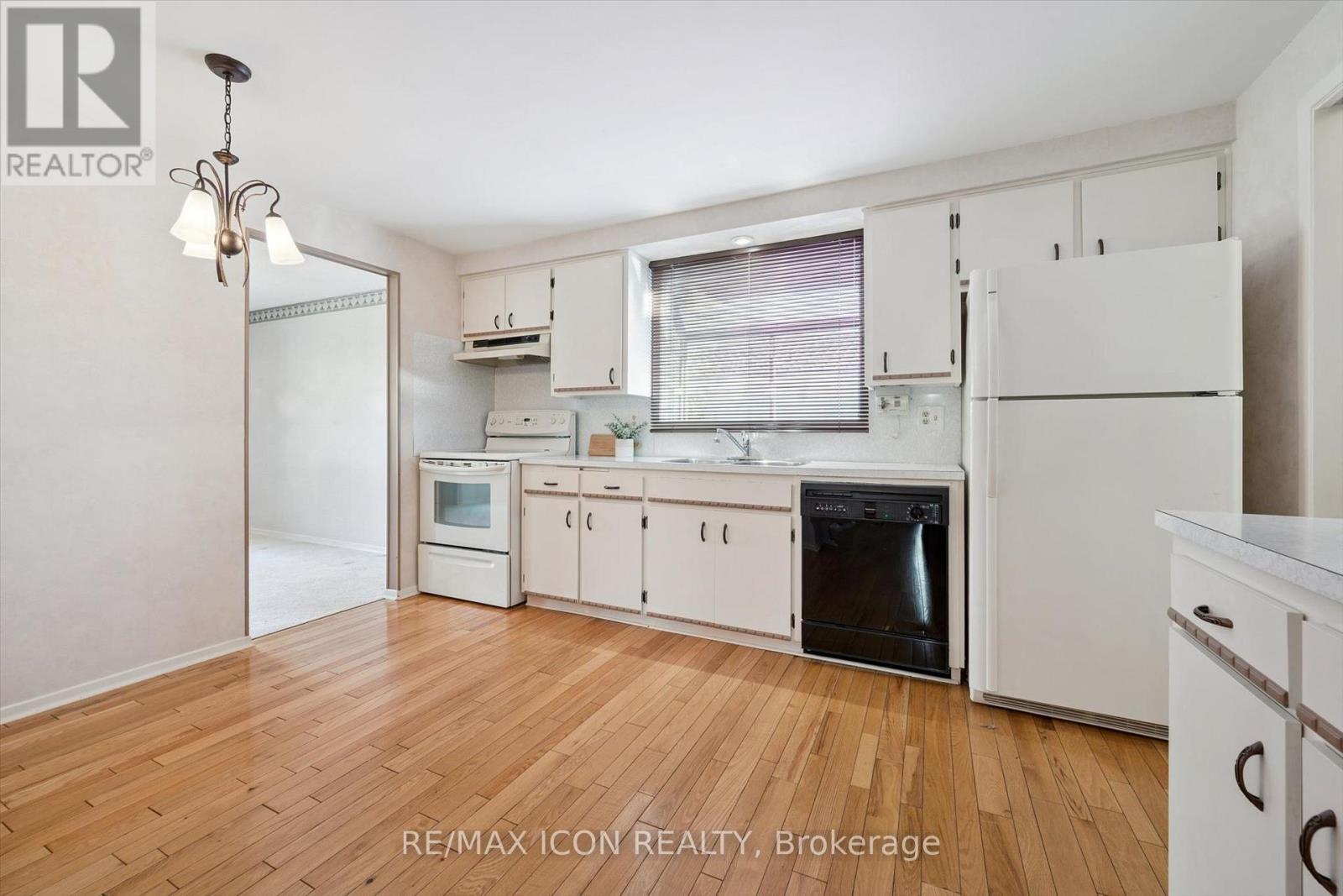 43 Lewis Crescent, Kitchener, Ontario  N2A 2T7 - Photo 6 - X14101678