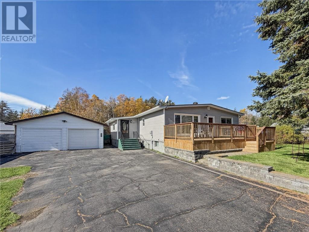 3261 Elm Street, Val Caron, Ontario  P3N 1G1 - Photo 65 - 2130917