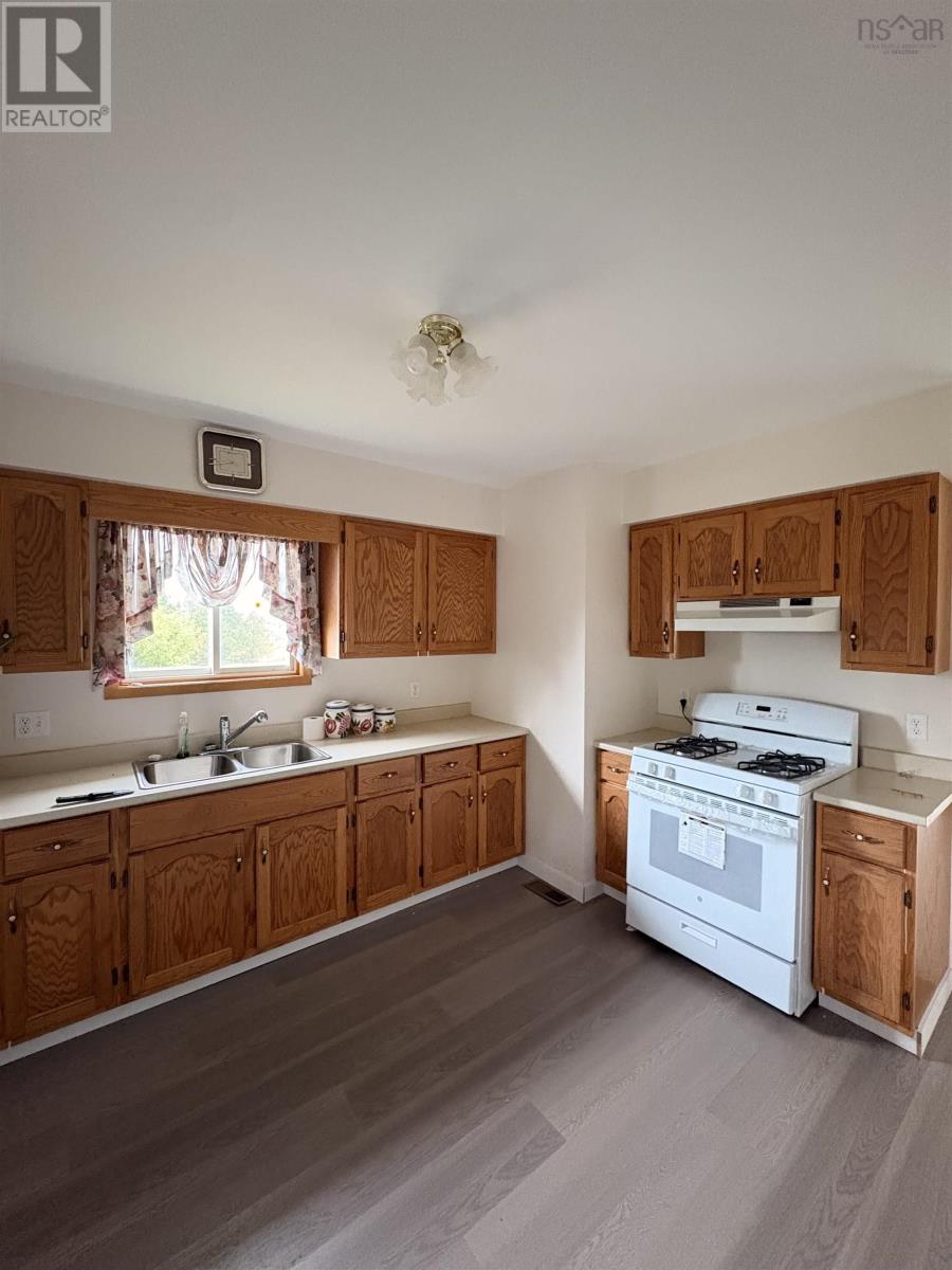 8013 Highway 209, Wards Brook, Nova Scotia  B0M 1S0 - Photo 6 - 202626321